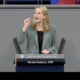 Verena Hubertz bei ihrer Rede im Deutschen Bundestag zum Jahreswirtschaftsbericht 2022